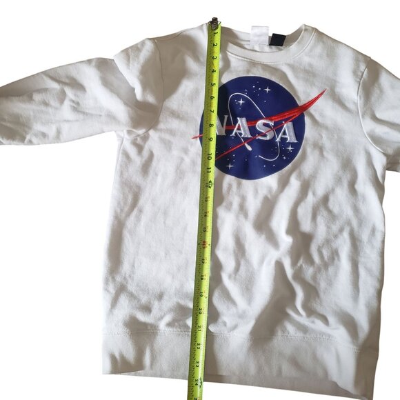 NASA Classic Circle Logo White Crewneck Sweater Size Small Embroidered Casual - Picture 4 of 7